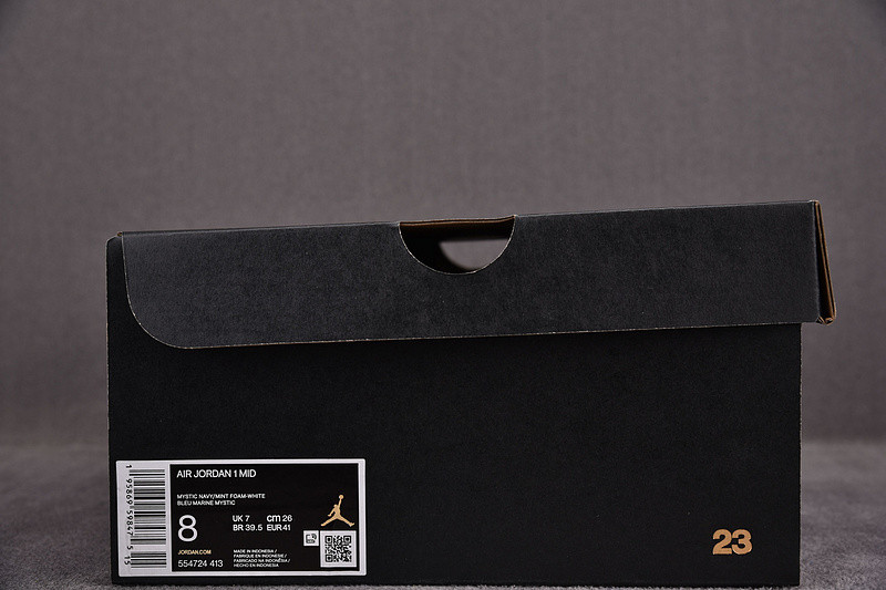 Air Jordan 1 Mid “Blue Mint” 554724-413