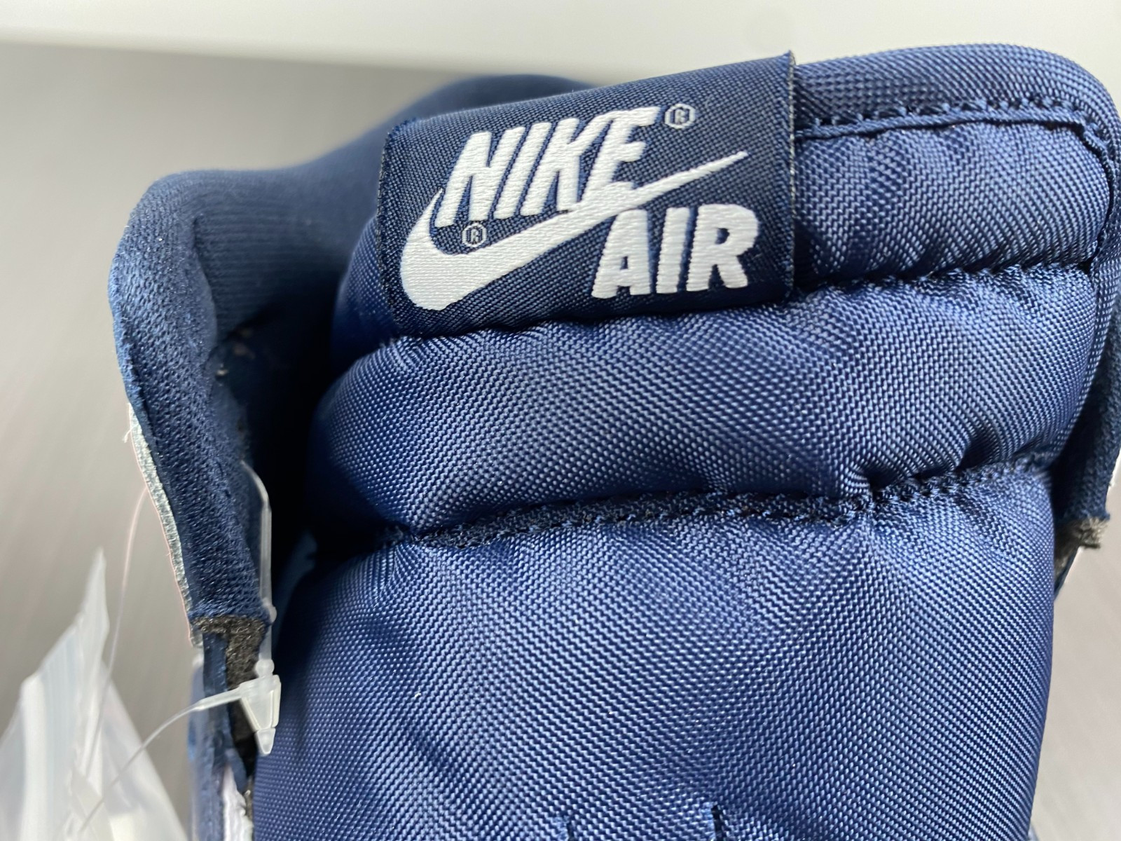 Air Jordan 1 High OG “Atmosphere” DD9335-641