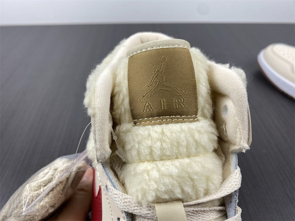 Air Jordan 1 Mid GS “Fleece” DO2207-264