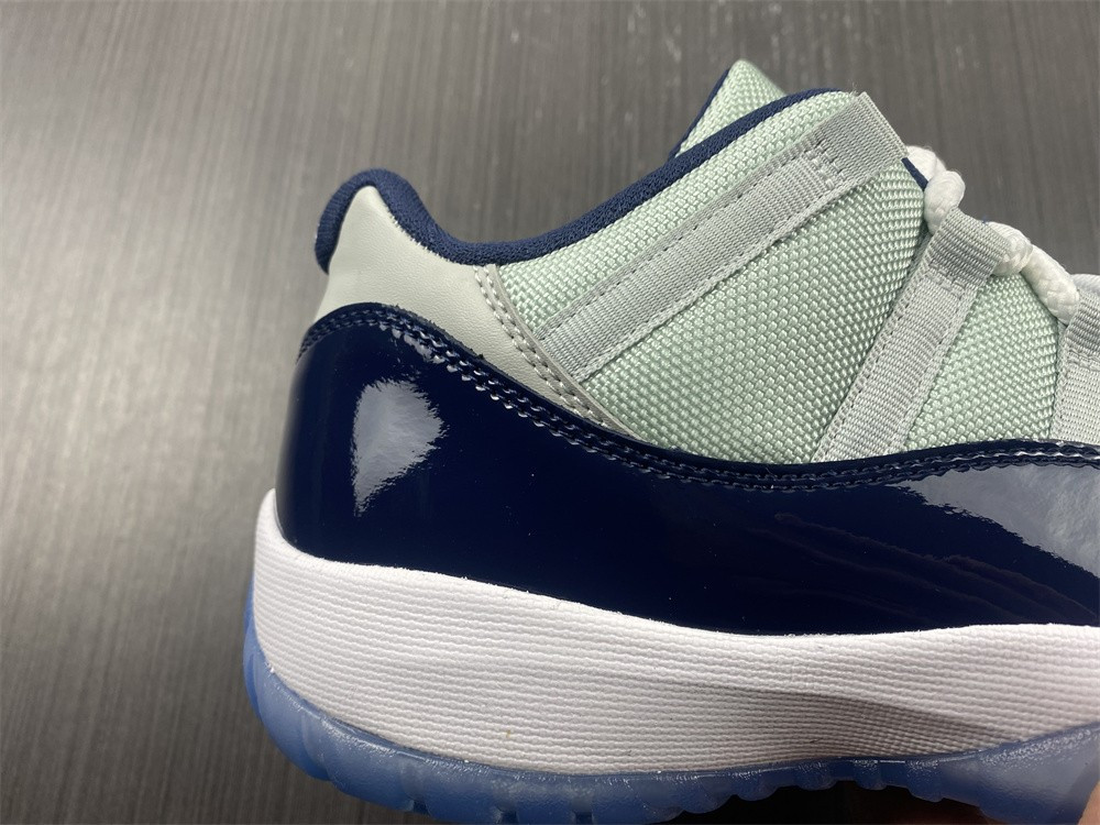 Jordan 11 Retro Low Georgetown (GS)  528896-007