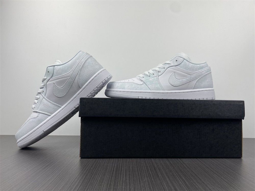Air Jordan 1 Low “white green” 553558-130