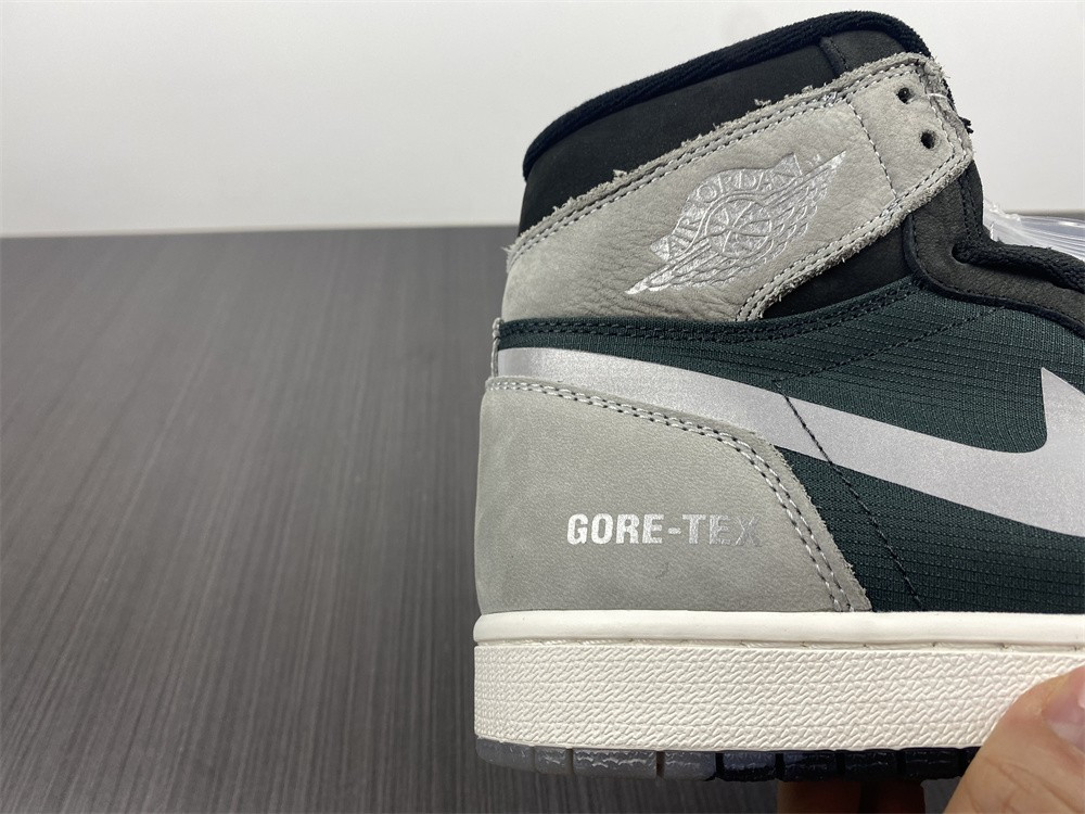 Air Jordan 1 Element Gore-Tex DB2889-001