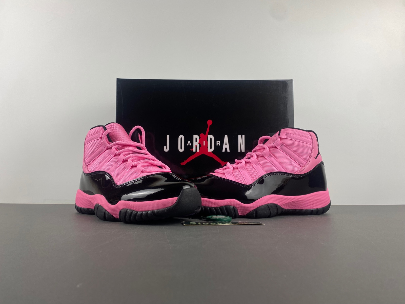 Air Jordan 11 CT8012-500