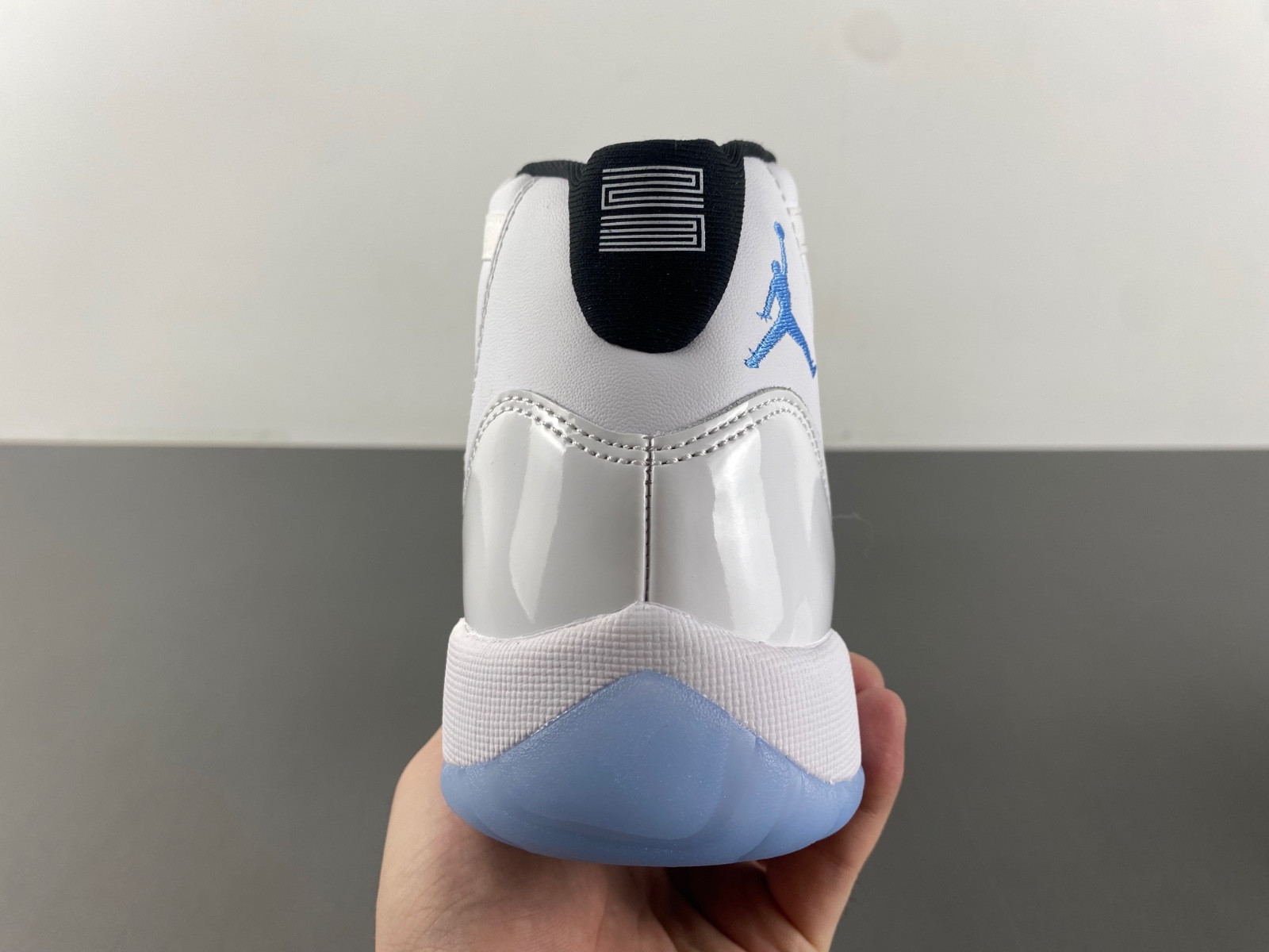 Air Jordan 11 “legend Blue 378038-104