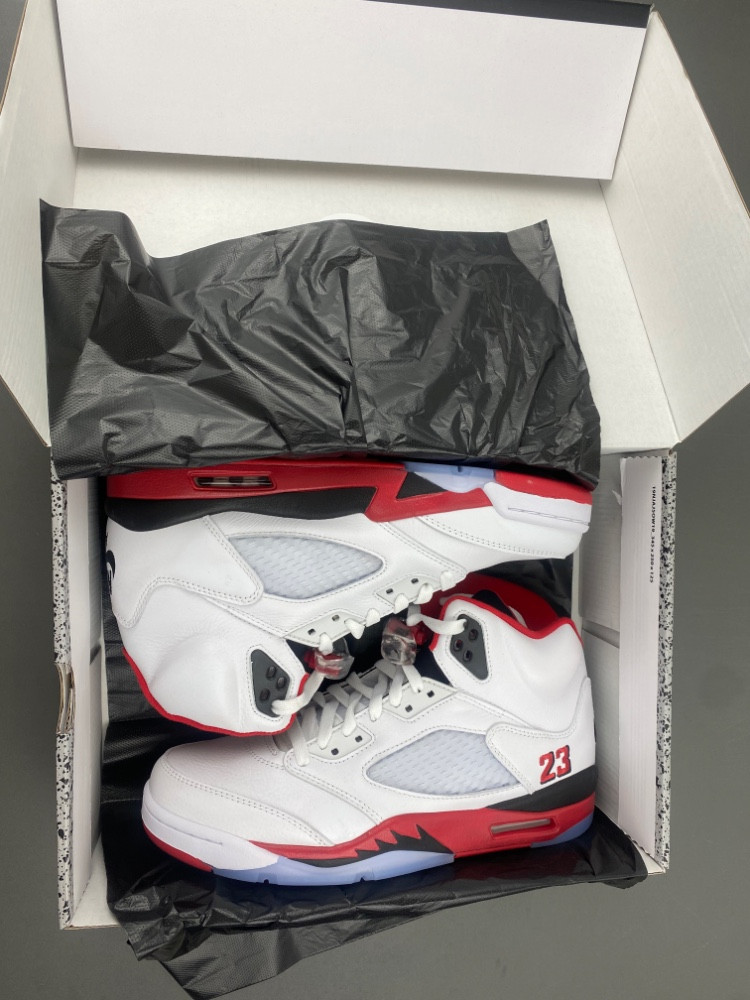 Air Jordan 5 “Fire Red Black Tongue” HQ7978-101