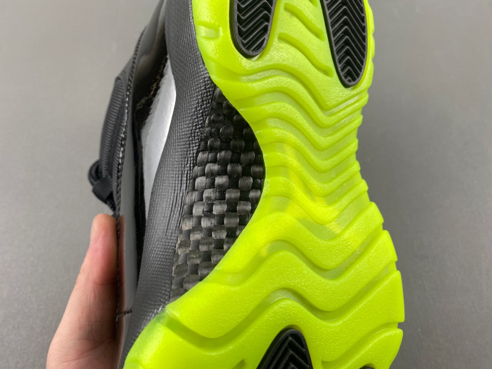 Air Jordan 11 CT8012-003