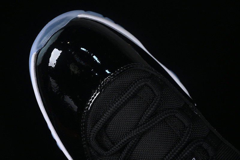 AIR JORDAN 11 RETRO LOW SPACE JAM FV5104-004
