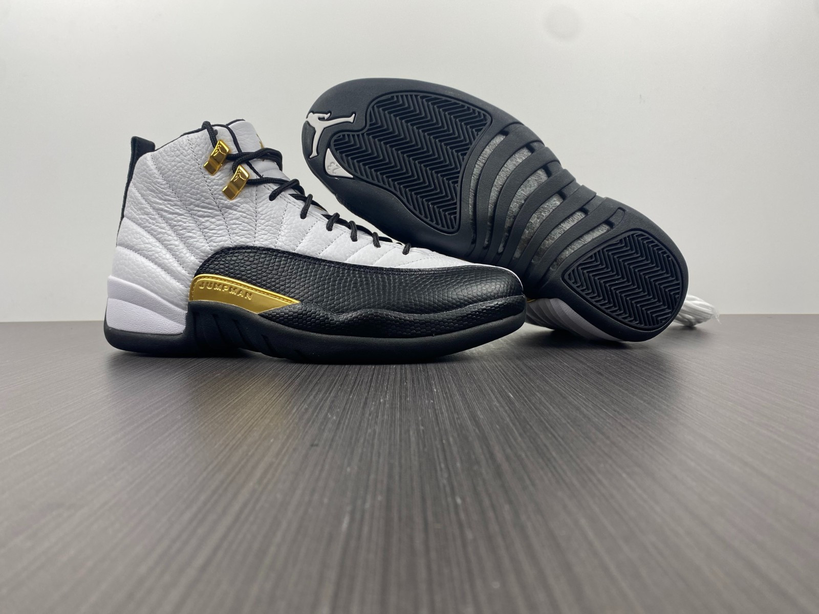 Air Jordan 12 “Royalty” CT8013-170