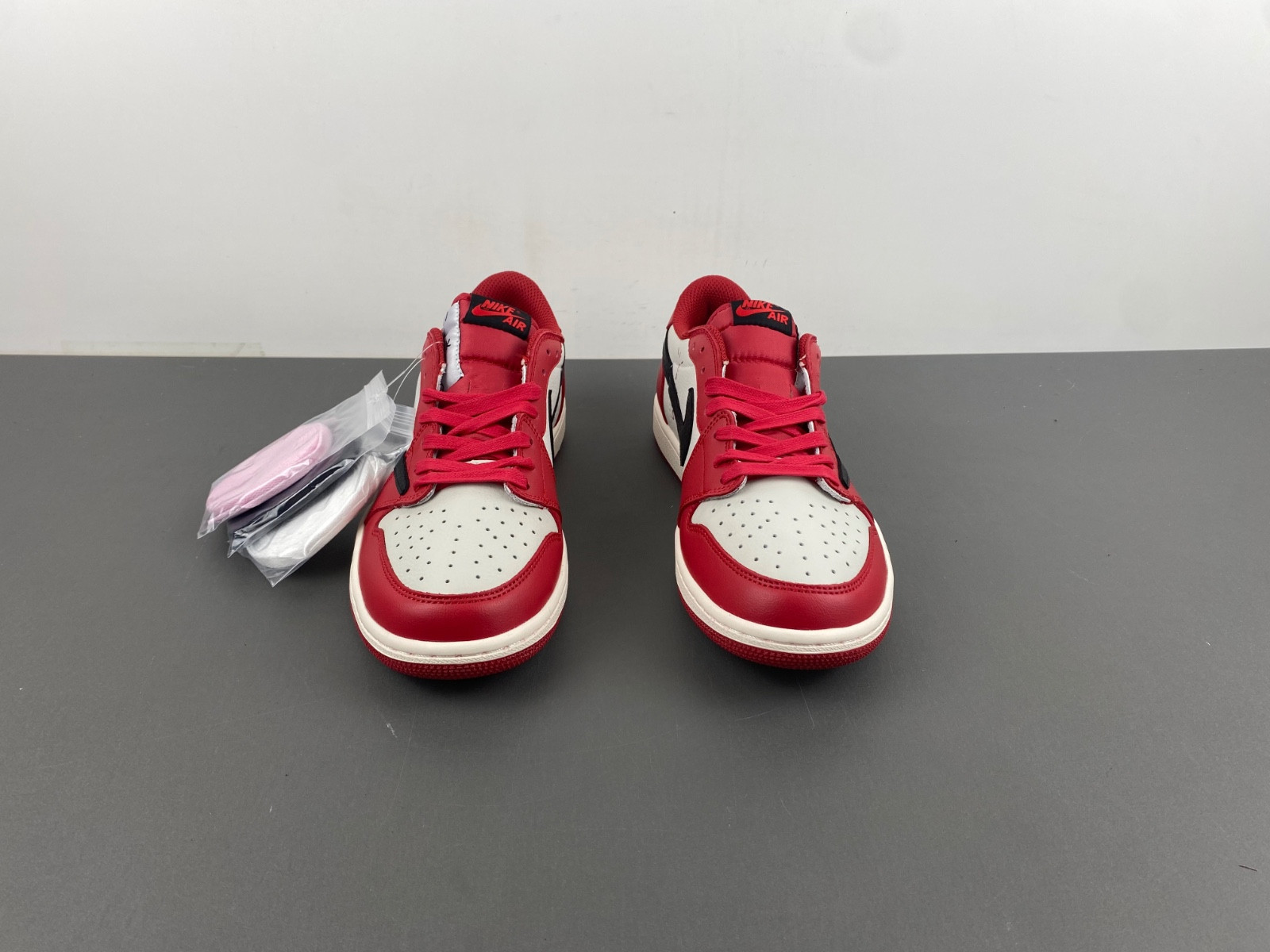 Air Jordan 1 Low “Sanddrift” HQ3440-101