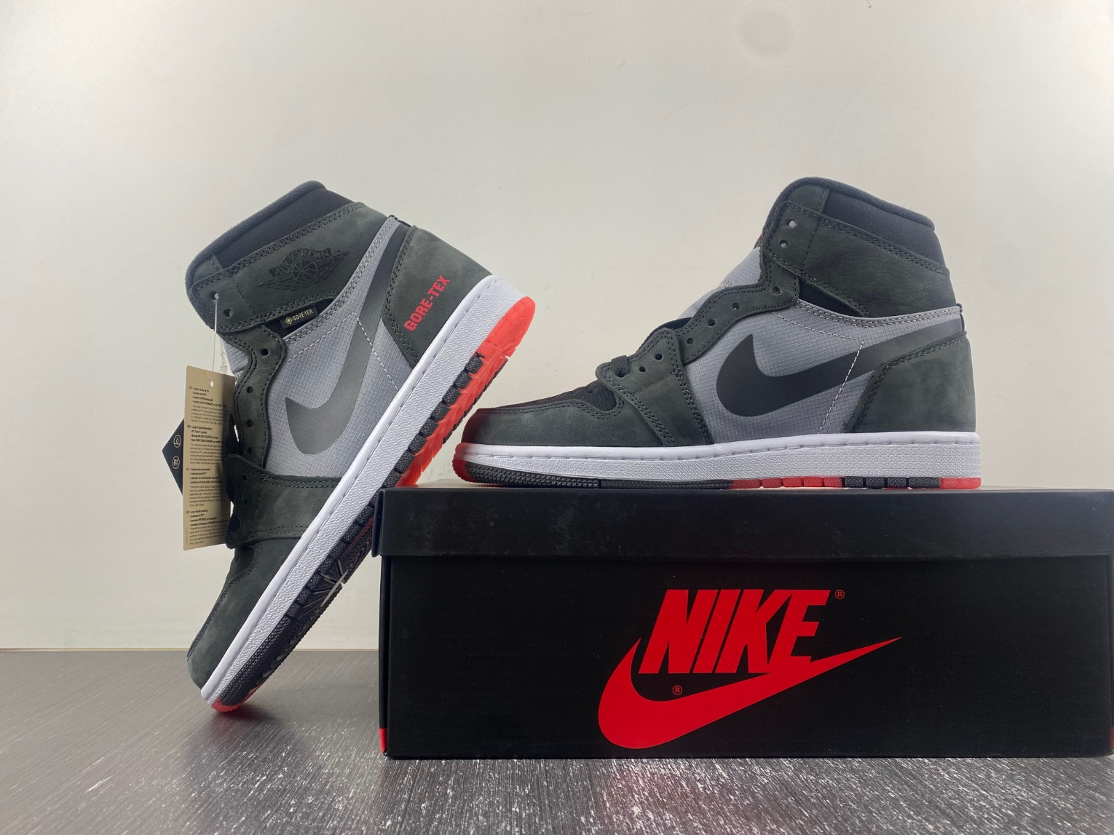 Air Jordan 1 Element “Bred” DB2889-002