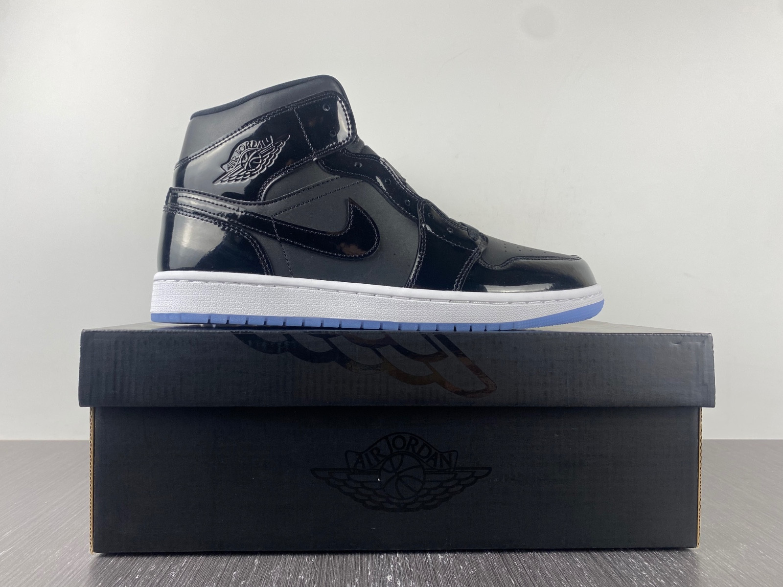 Air Jordan 1 Mid “Space Jam” DV1308-004