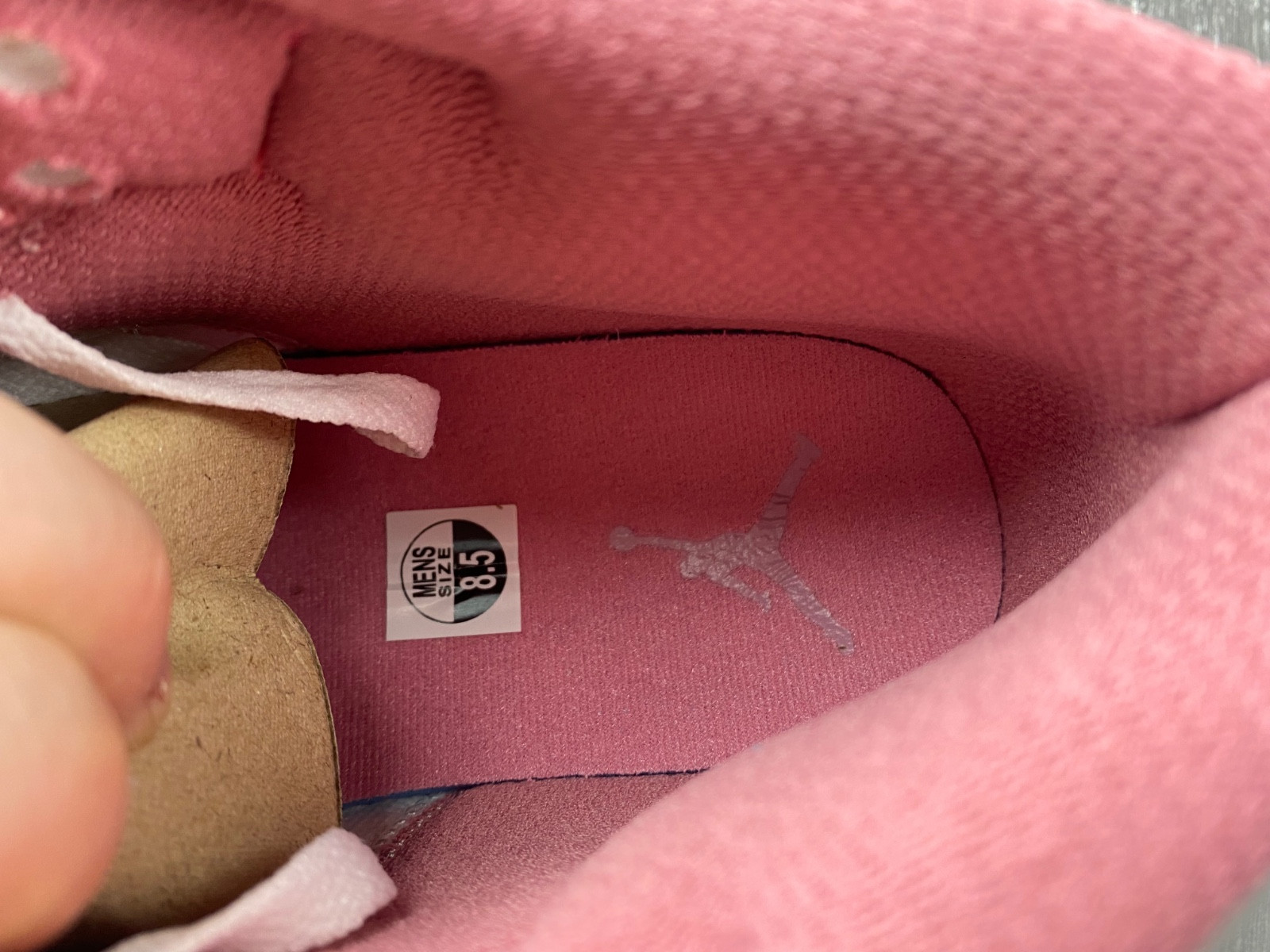 Air Jordan 1 Mid GS “Valentine’s Day” DQ8423-616