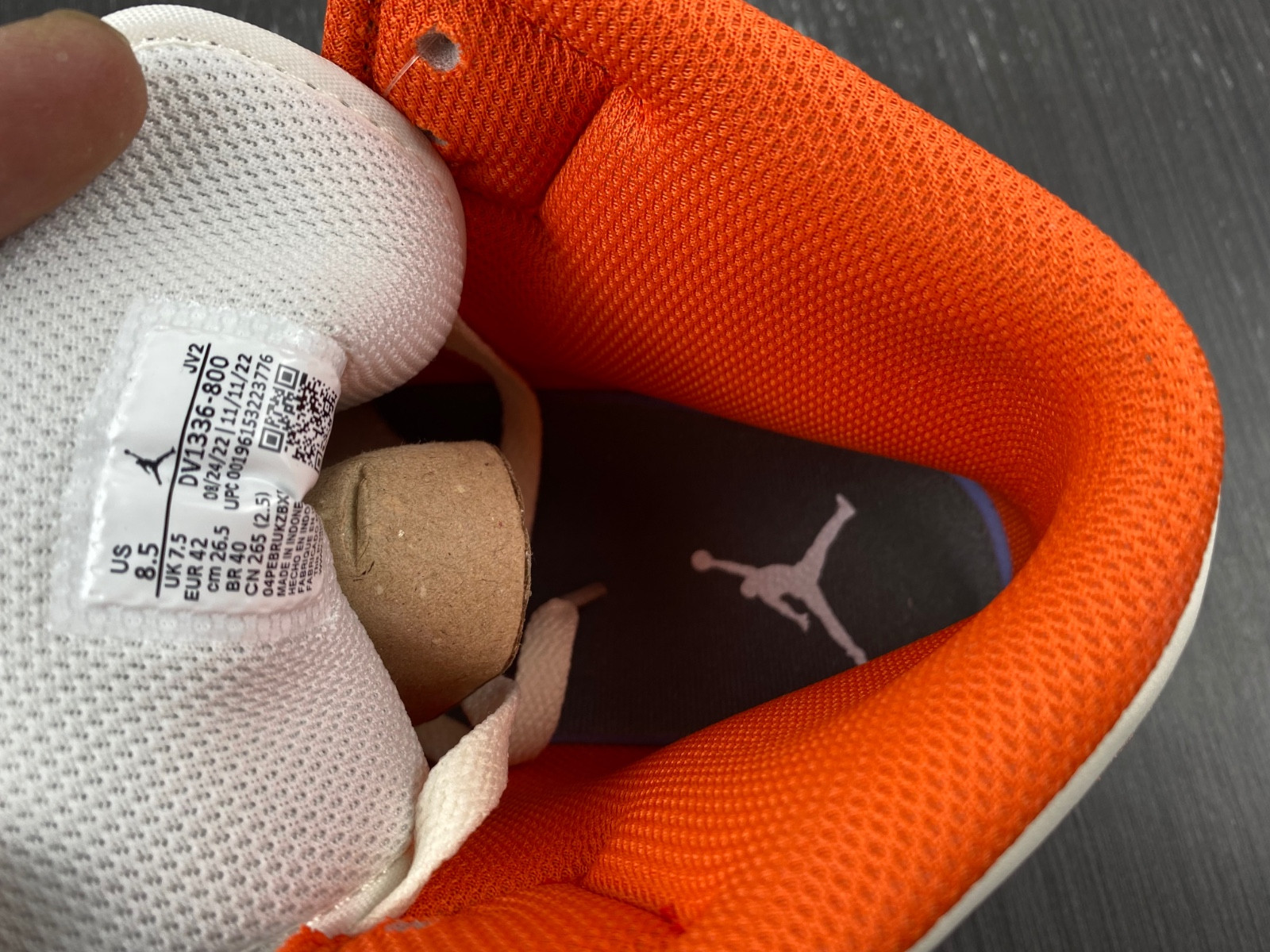 Air Jordan 1 Mid GS “Orange Suede” DV1336-800