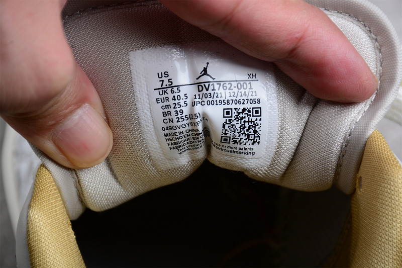 Air Jordan 1 Low DV1762-001