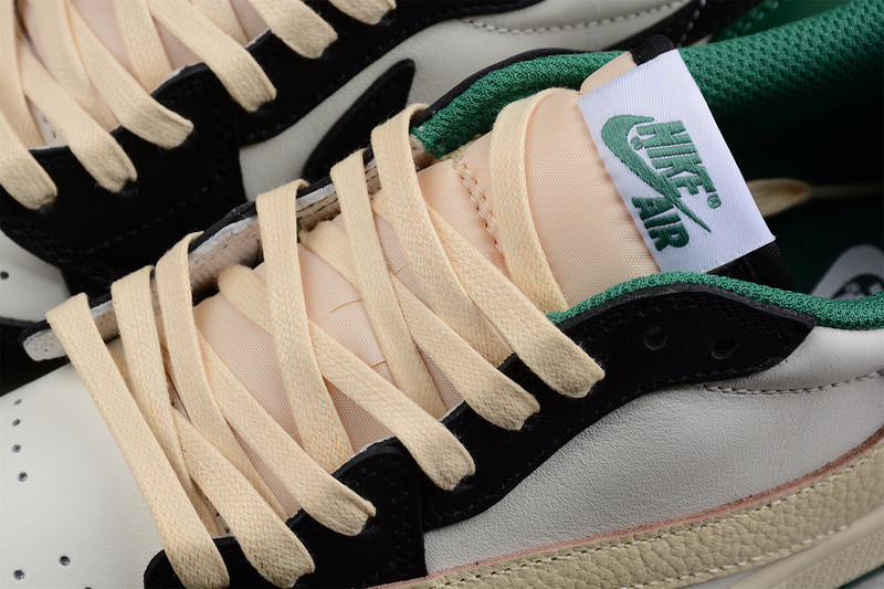 Jordan 1 Low DM7866-128