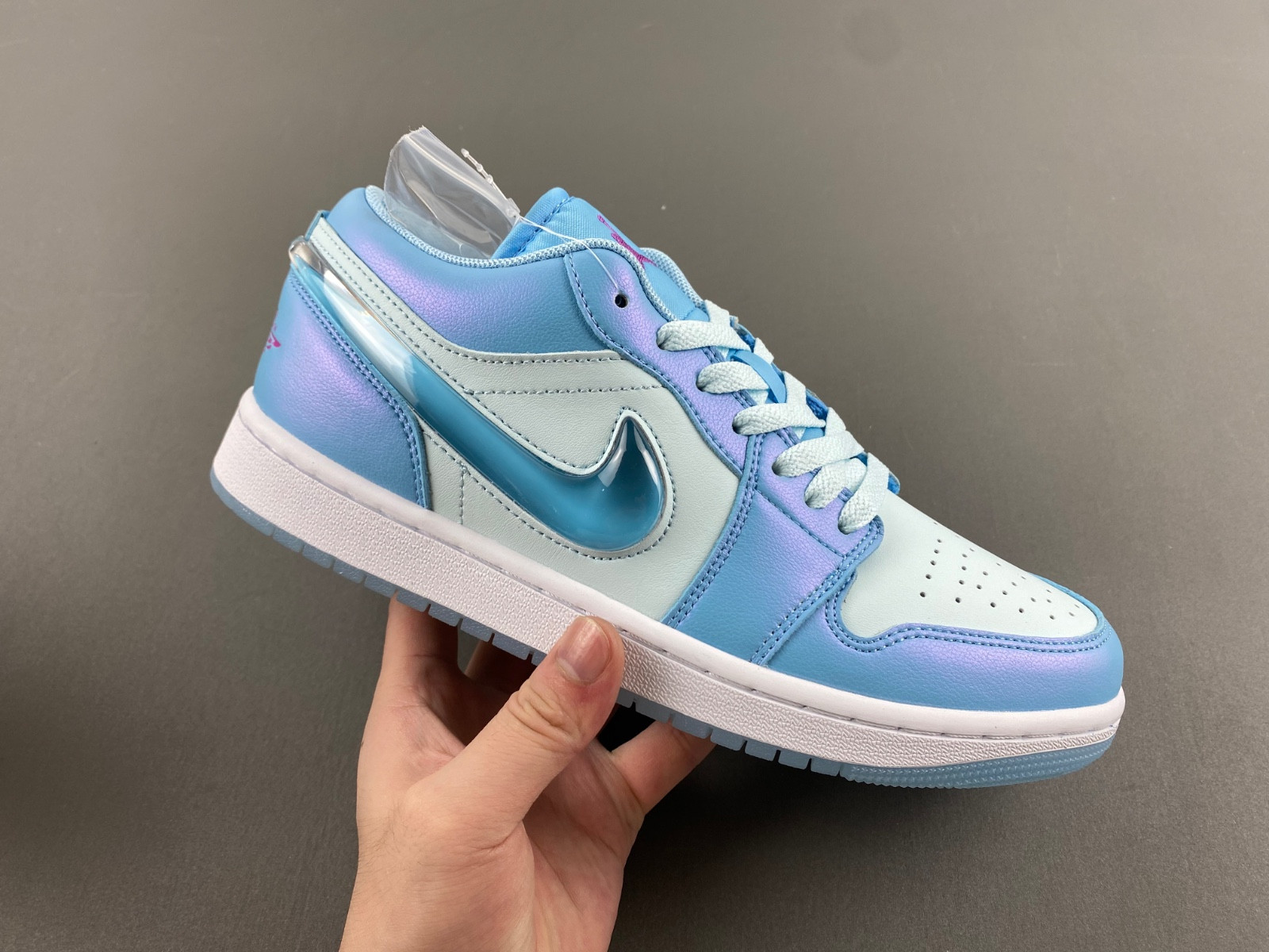 Air Jordan 1 Low FN7366-400