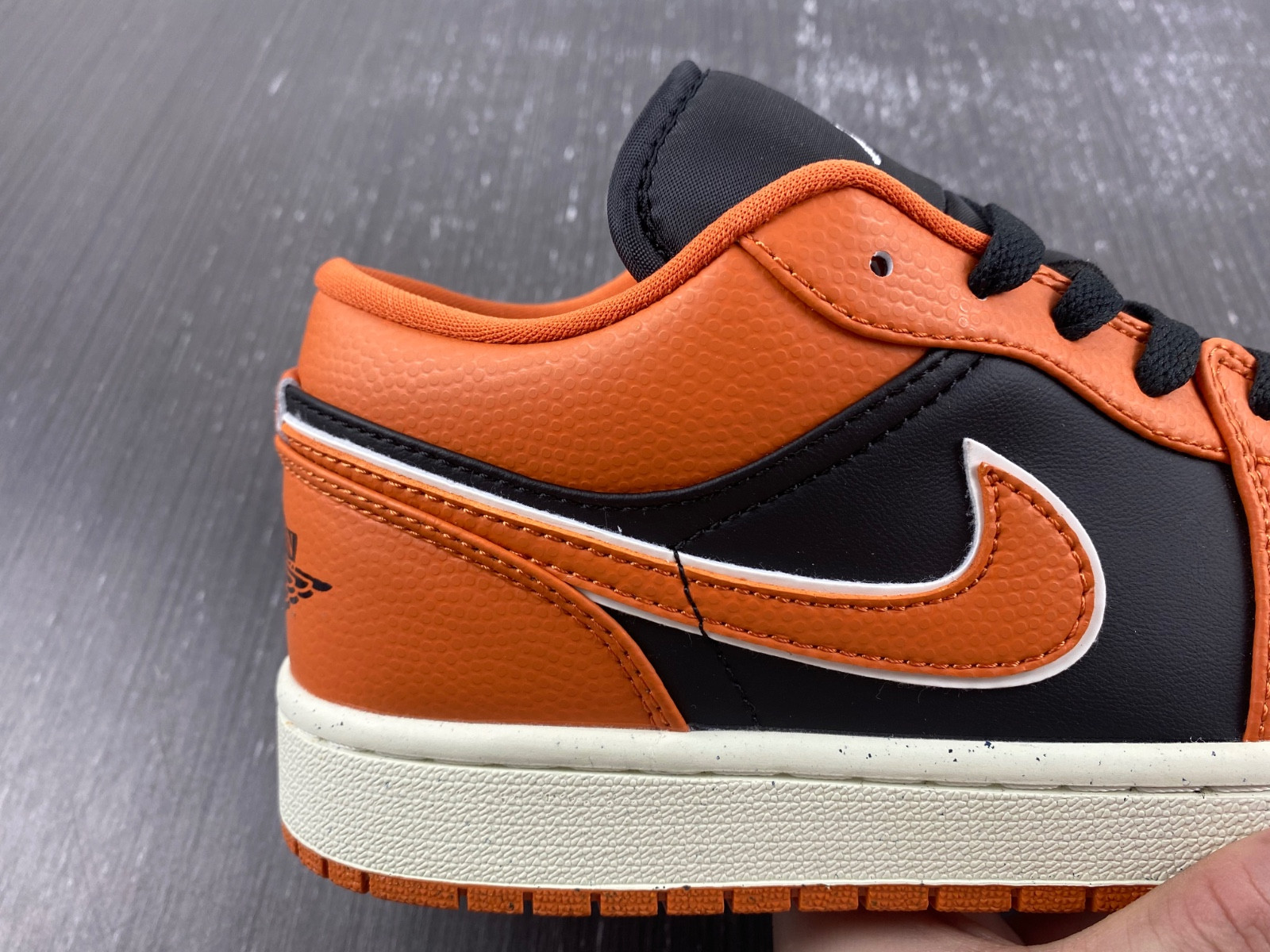 Air Jordan 1 Low WMNS “Sport Spice” DV1299-800