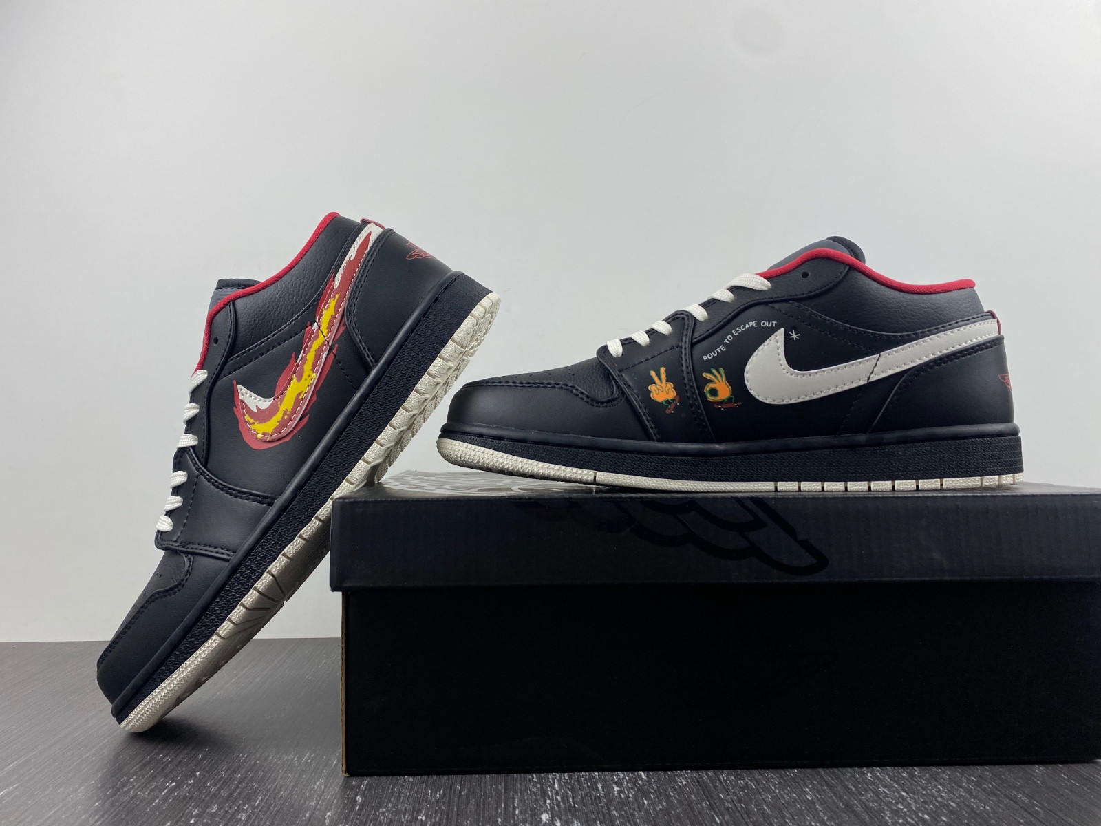 Air Jordan 1 Low “Born To Fly” FJ7073-010