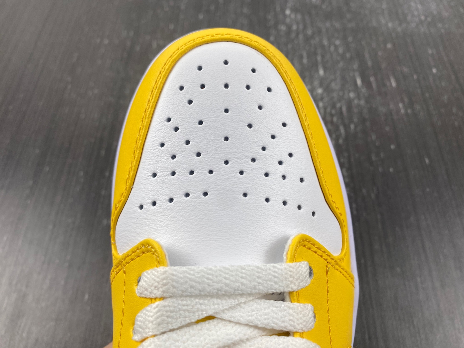 Air Jordan 1 Low GS “Citron Pulse” DX4375-800