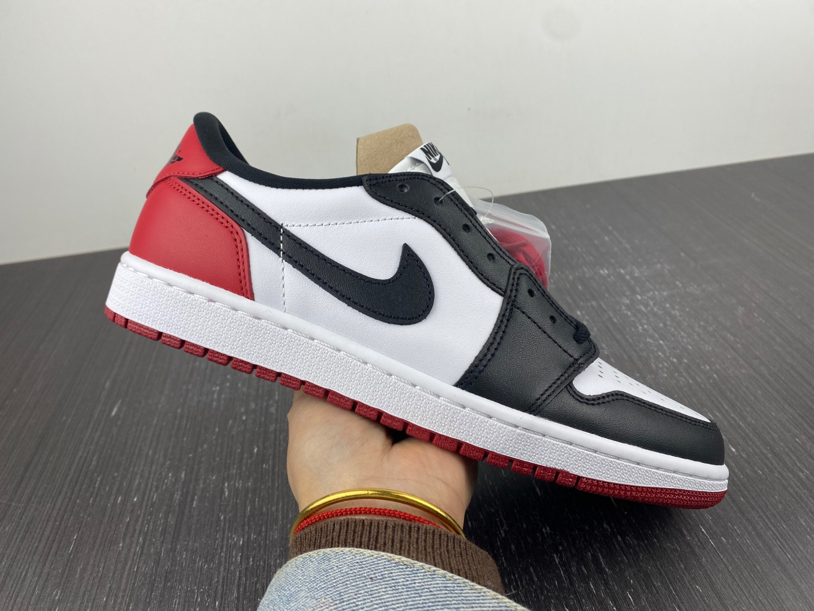 Jordan 1 Low 555088-1251