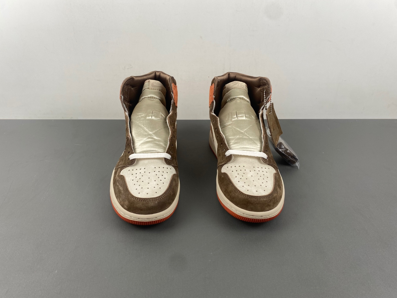 Air Jordan 1 High OG WMNS “Cacao Wow” FQ2941-200