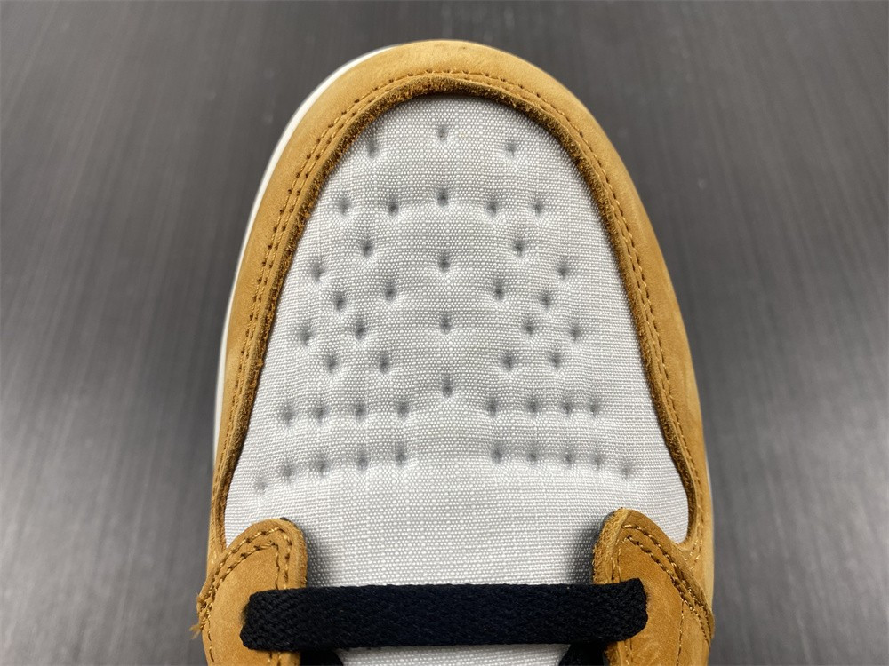 Air Jordan 1 Element Gore-Tex “Light Curry” DB2889-700