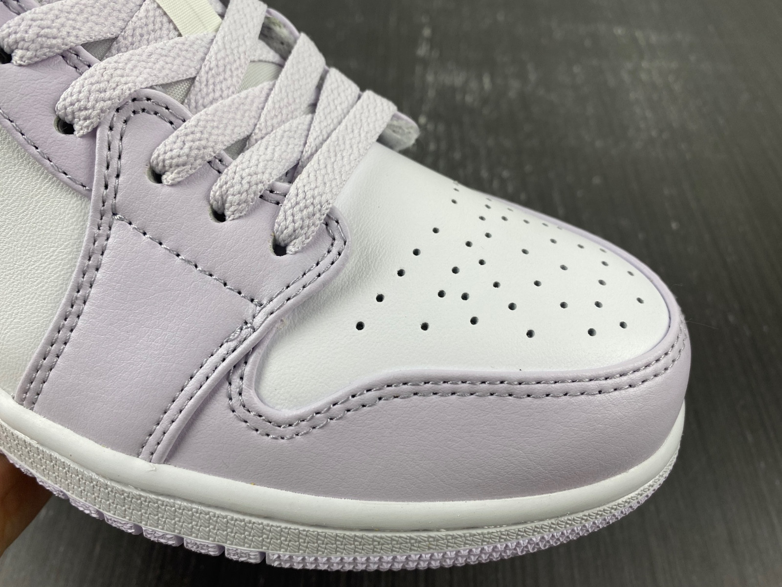 Air Jordan 1 Low WMNS “Barely Grape” DC0774-501