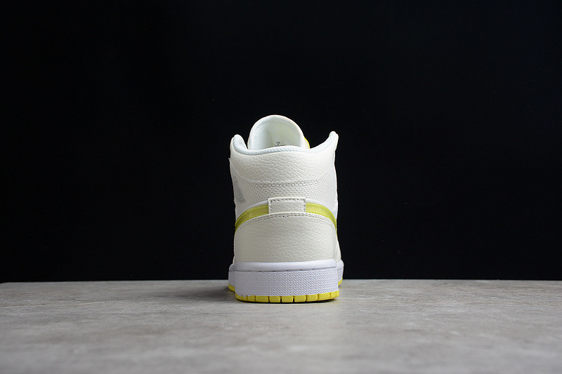 Air Jordan 1 Mid SE voltage Yellow DB2822-107