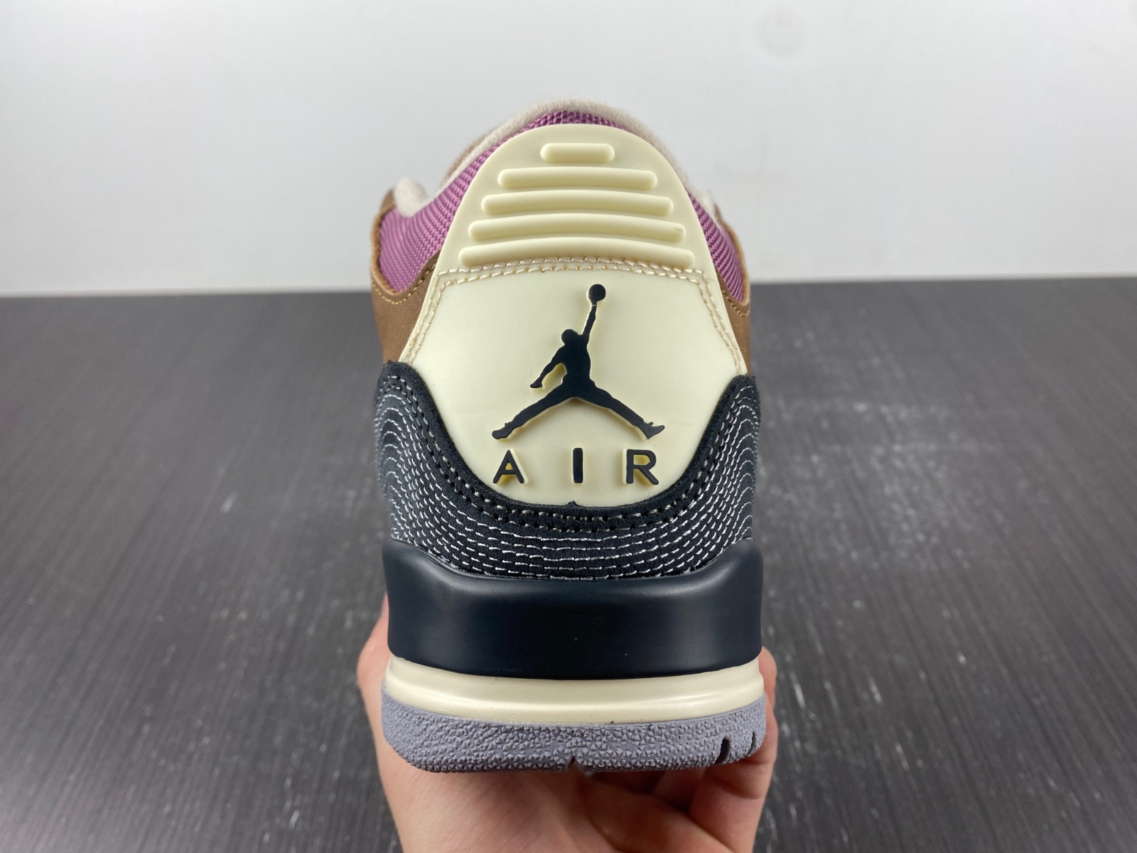 Jordan 3 Retro Winterized Archaeo Brown  DR8869-200