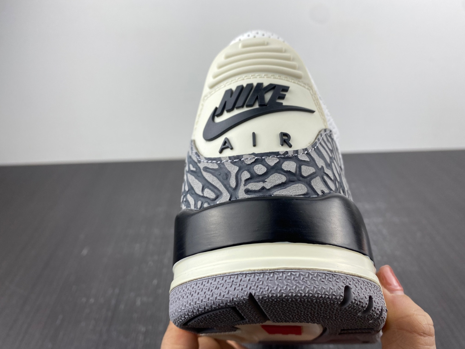 Air Jordan 3 “White Cement Reimagined”  DN3707-100
