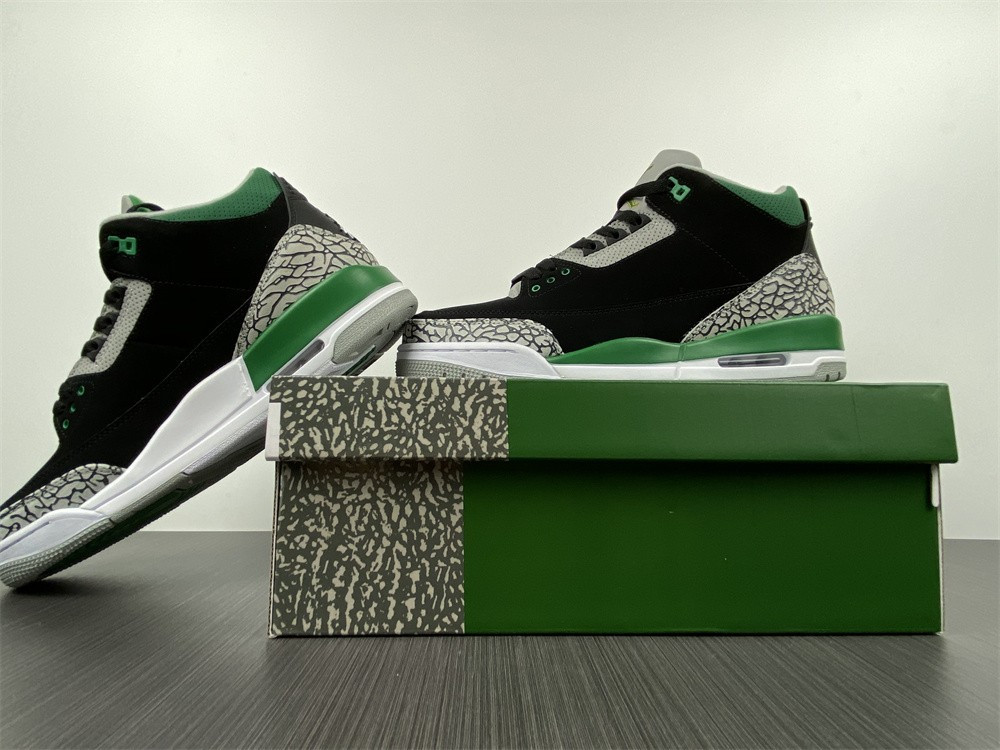 Air Jordan 3 “Pine Green” CT8532-030