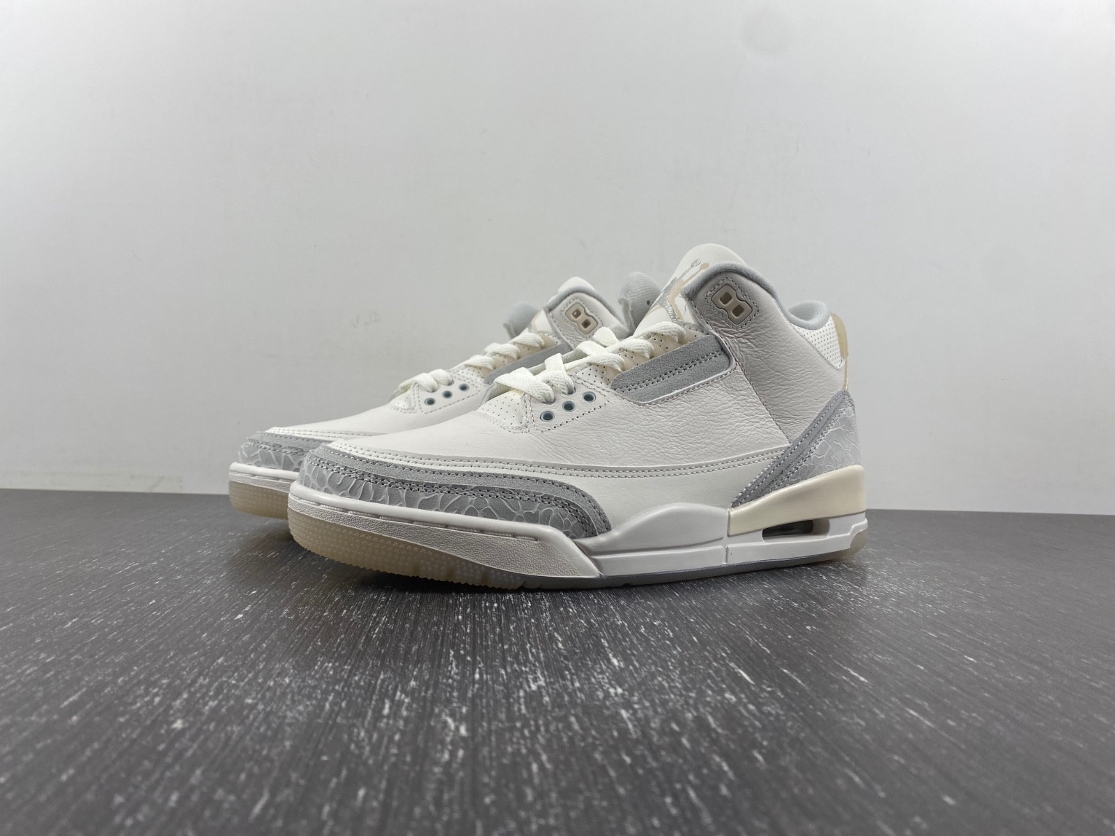 Air Jordan 3 Craft “Ivory” FJ9479-100