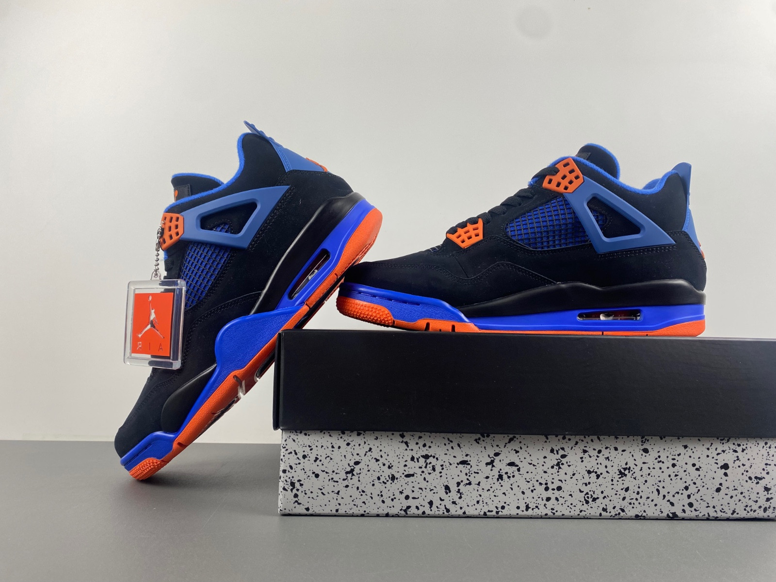 Air Jordan 4 “Cavs” 308497-027