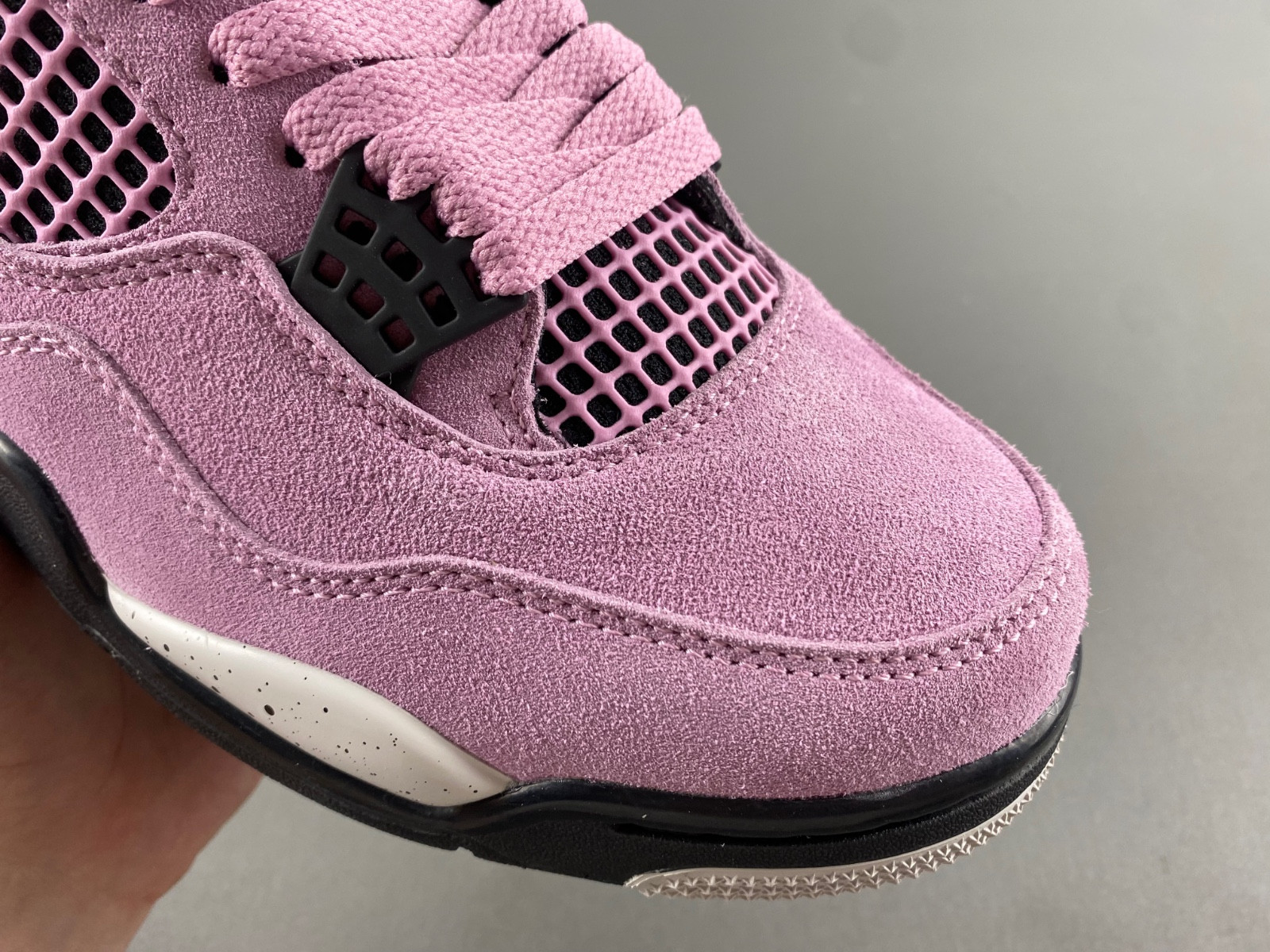 Air Jordan 4 WMNS “Orchid” AQ9129-501