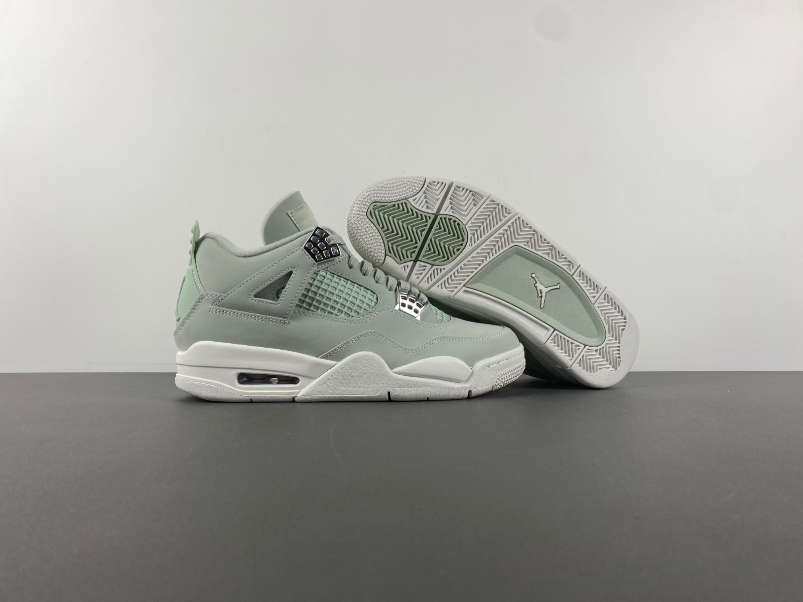 Air Jordan 4 “Seafoam” (W) HV0823-003