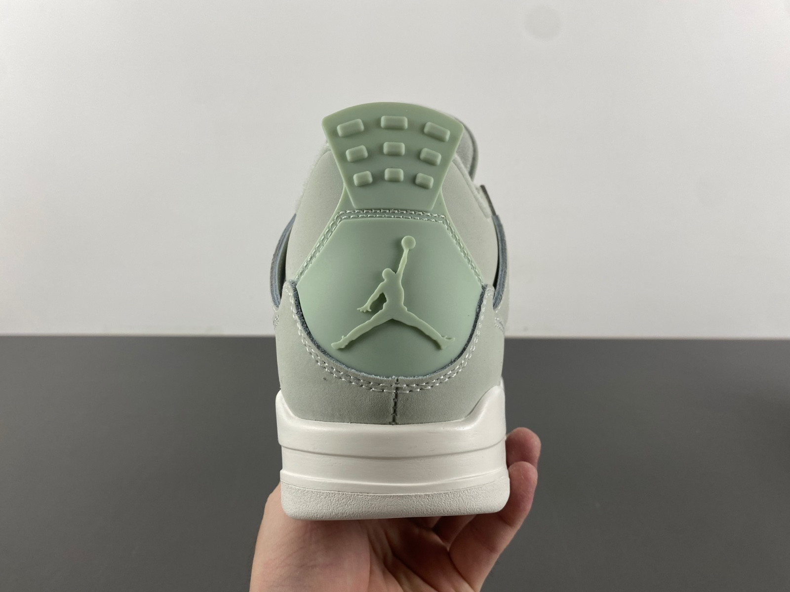 Air Jordan 4 “Seafoam” (W) HV0823-003