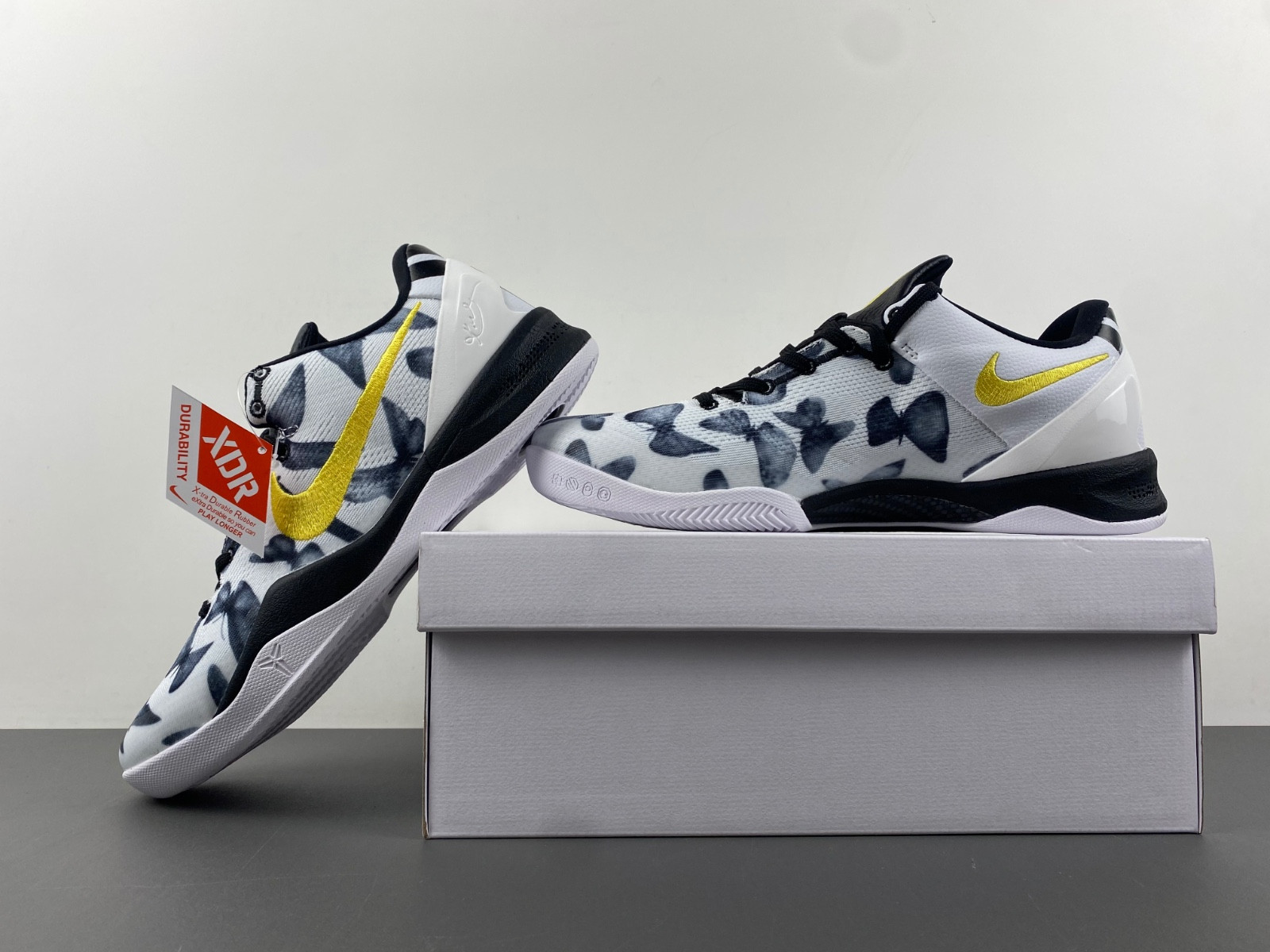 Nike Kobe 8 Protro “Mambacita” FV6325-100