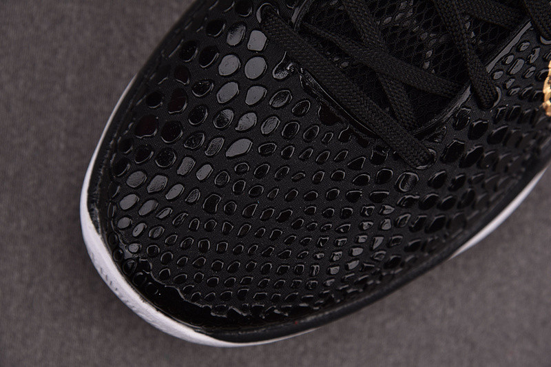 Kobe 6 Protro Zoom CW2190-002-01