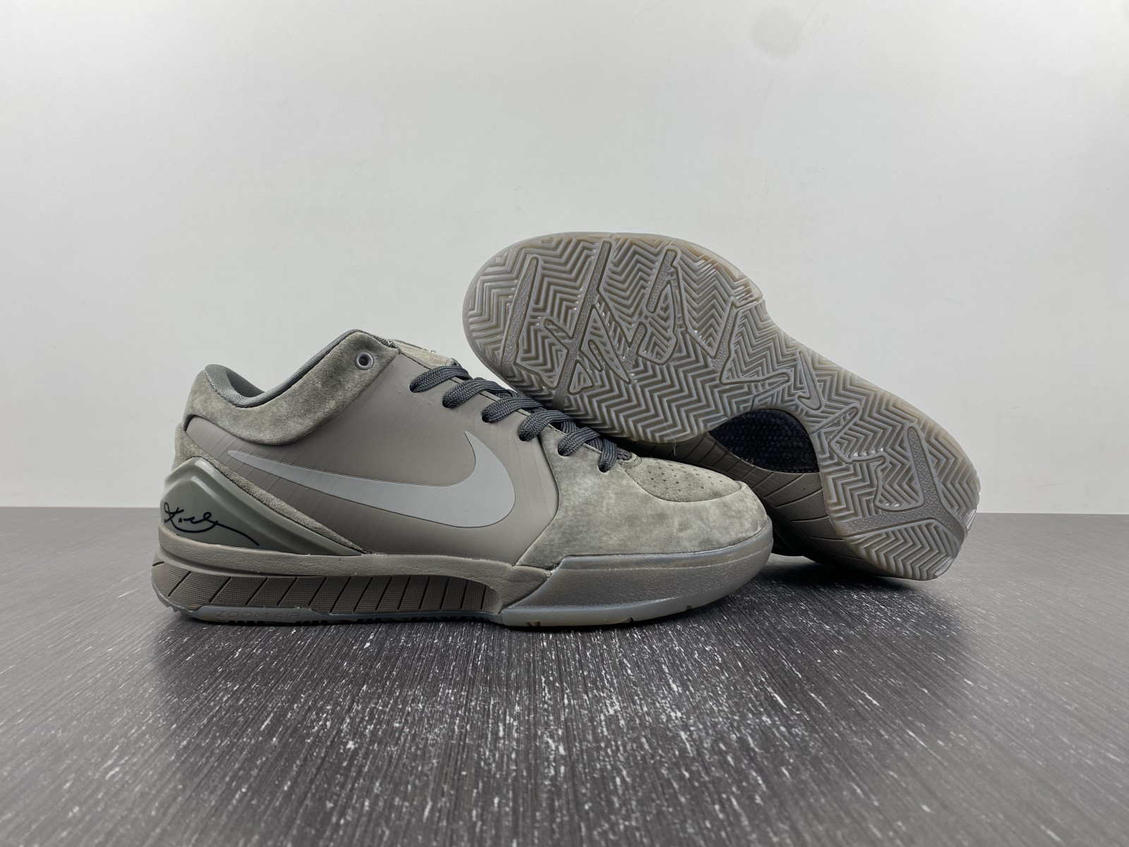 Nike Zoom Kobe 4 FTB 869450-005