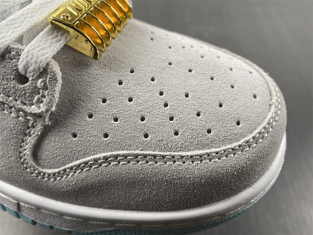 Nike Dunk Low “Barber Shop” DH7614-500