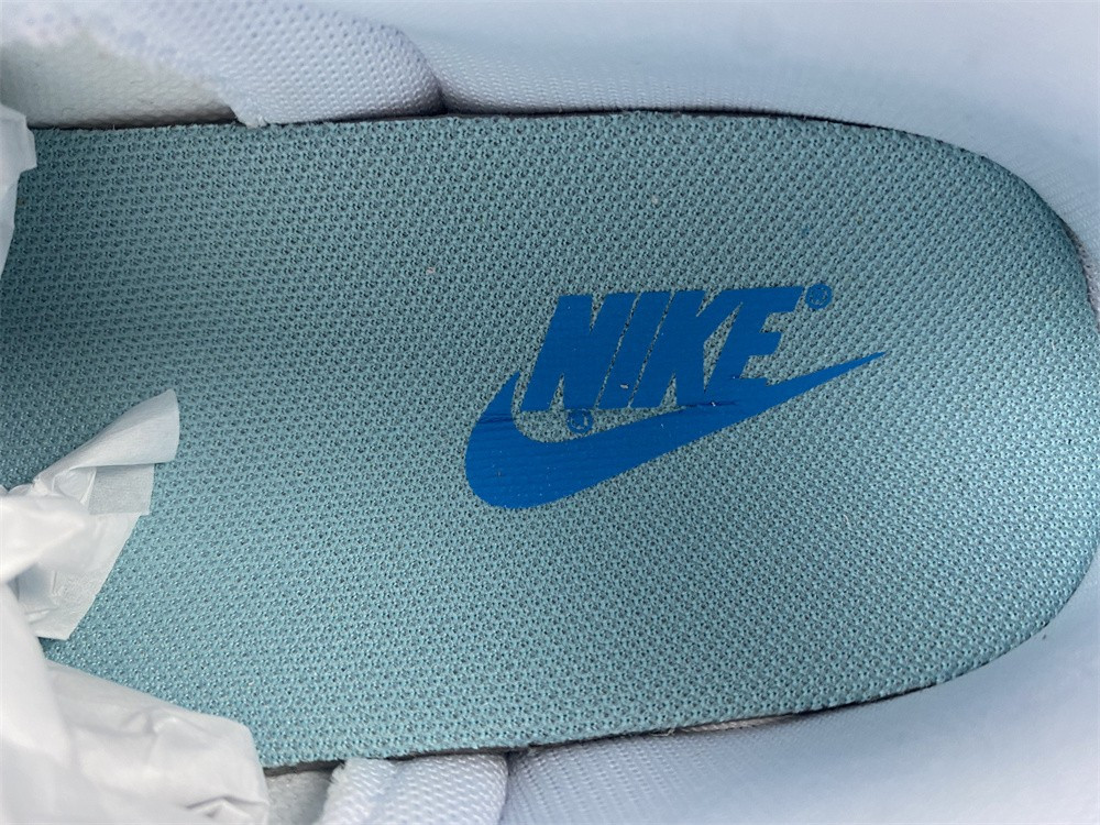 Nike Dunk Low “Barber Shop” DH7614-500