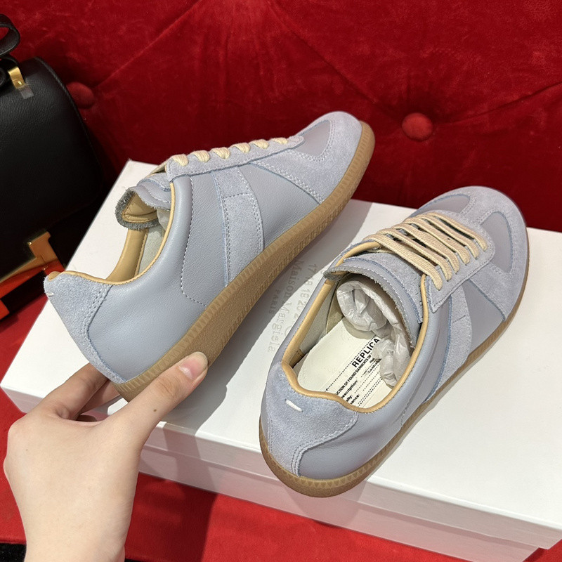 ma*s*n Ma*i*la sneakers