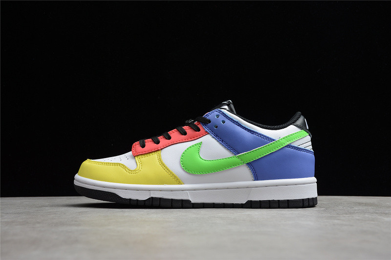 Nike Dunk Low WMNS “Green Strike” DD1503-106