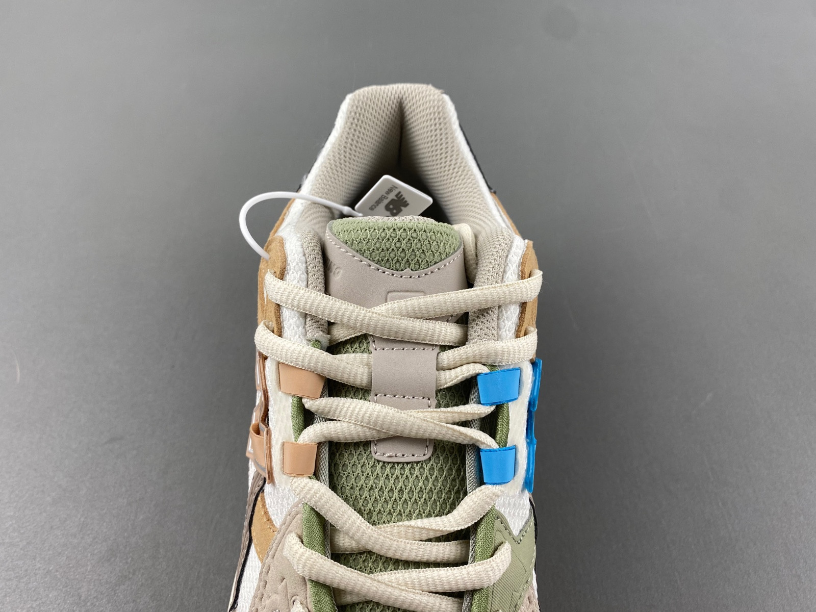 New New Balance M1000CA