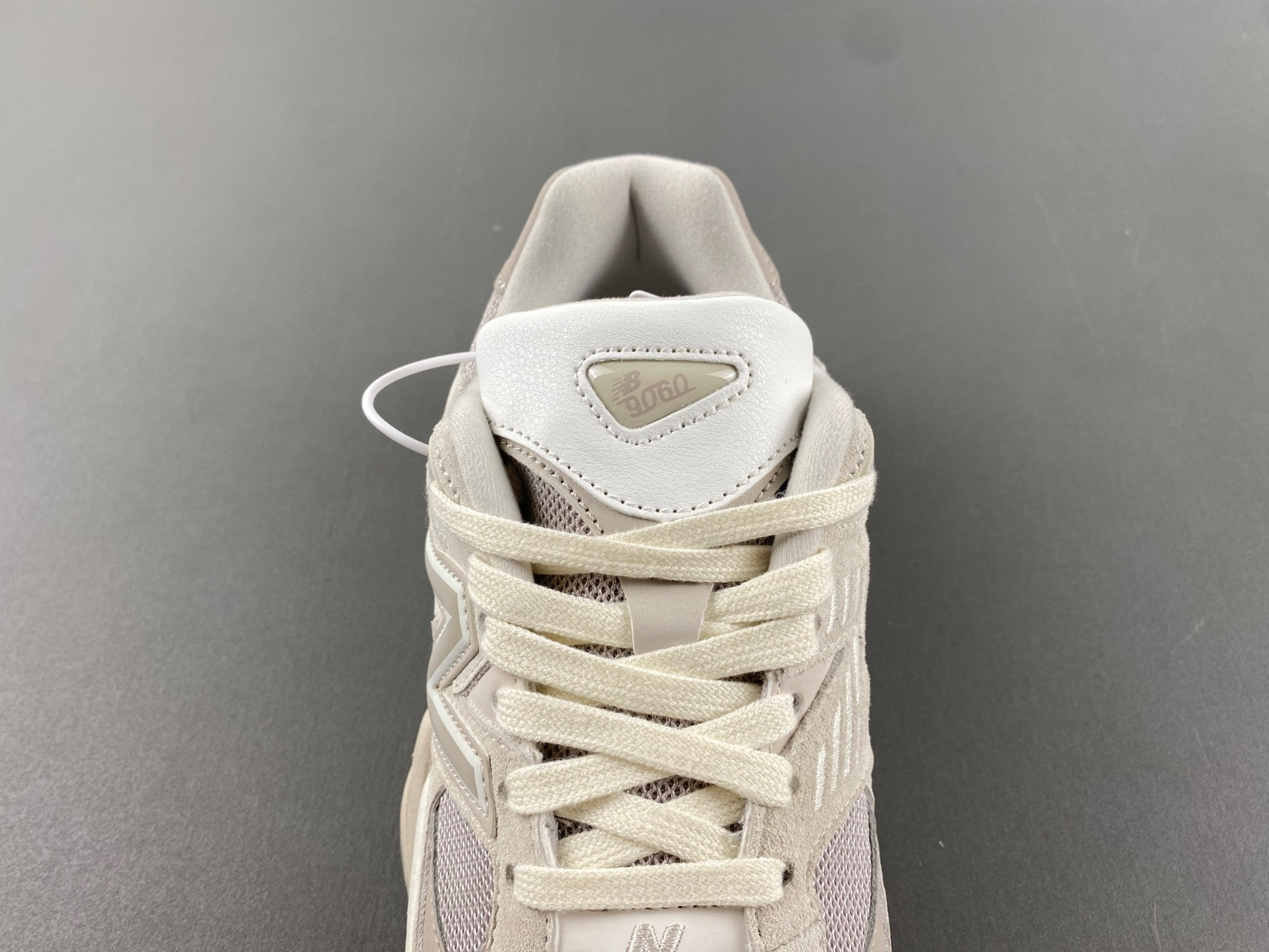 New Balance 9060 U9060MM