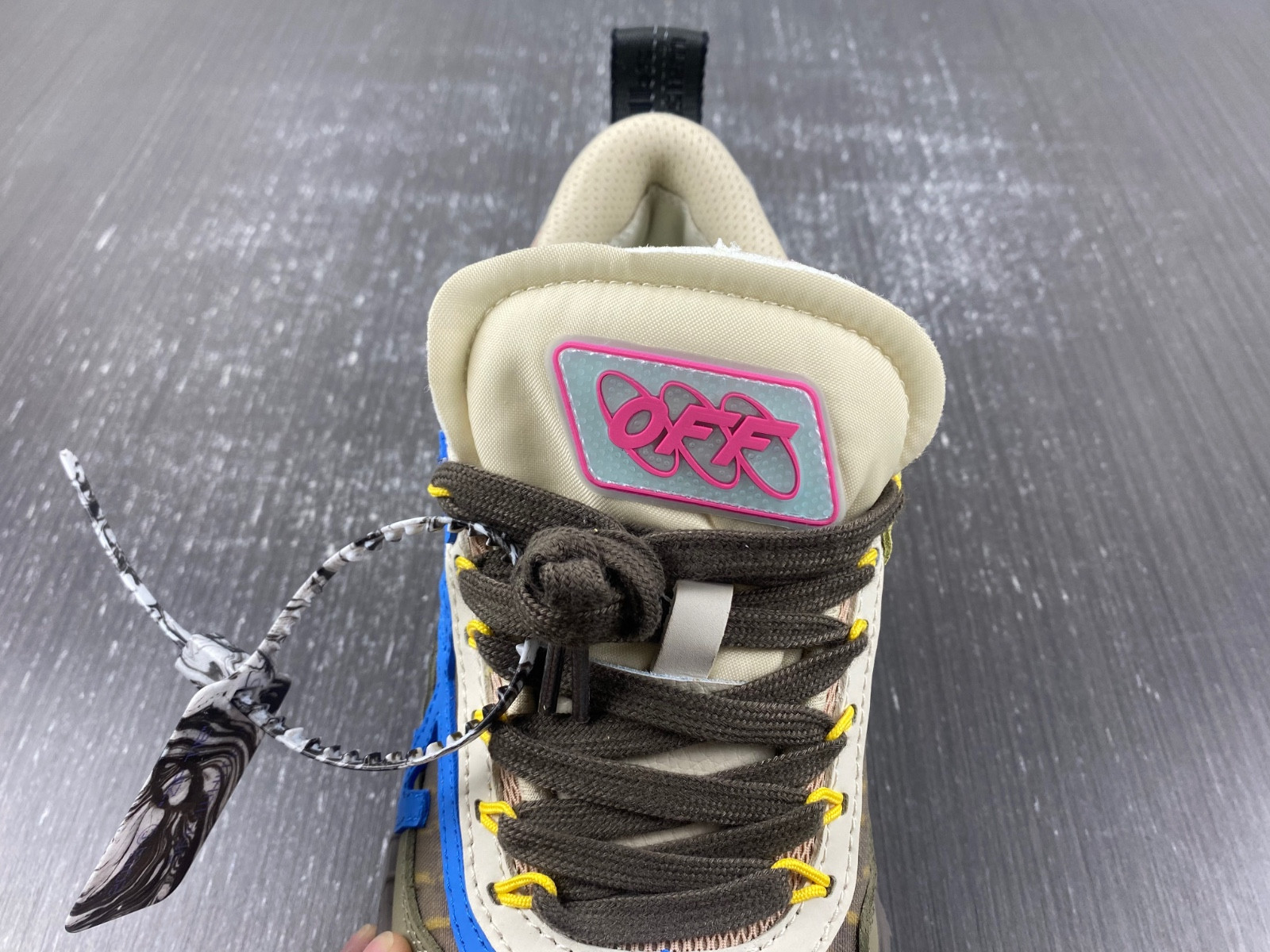 Off White ODSY-1000 Sneaker
