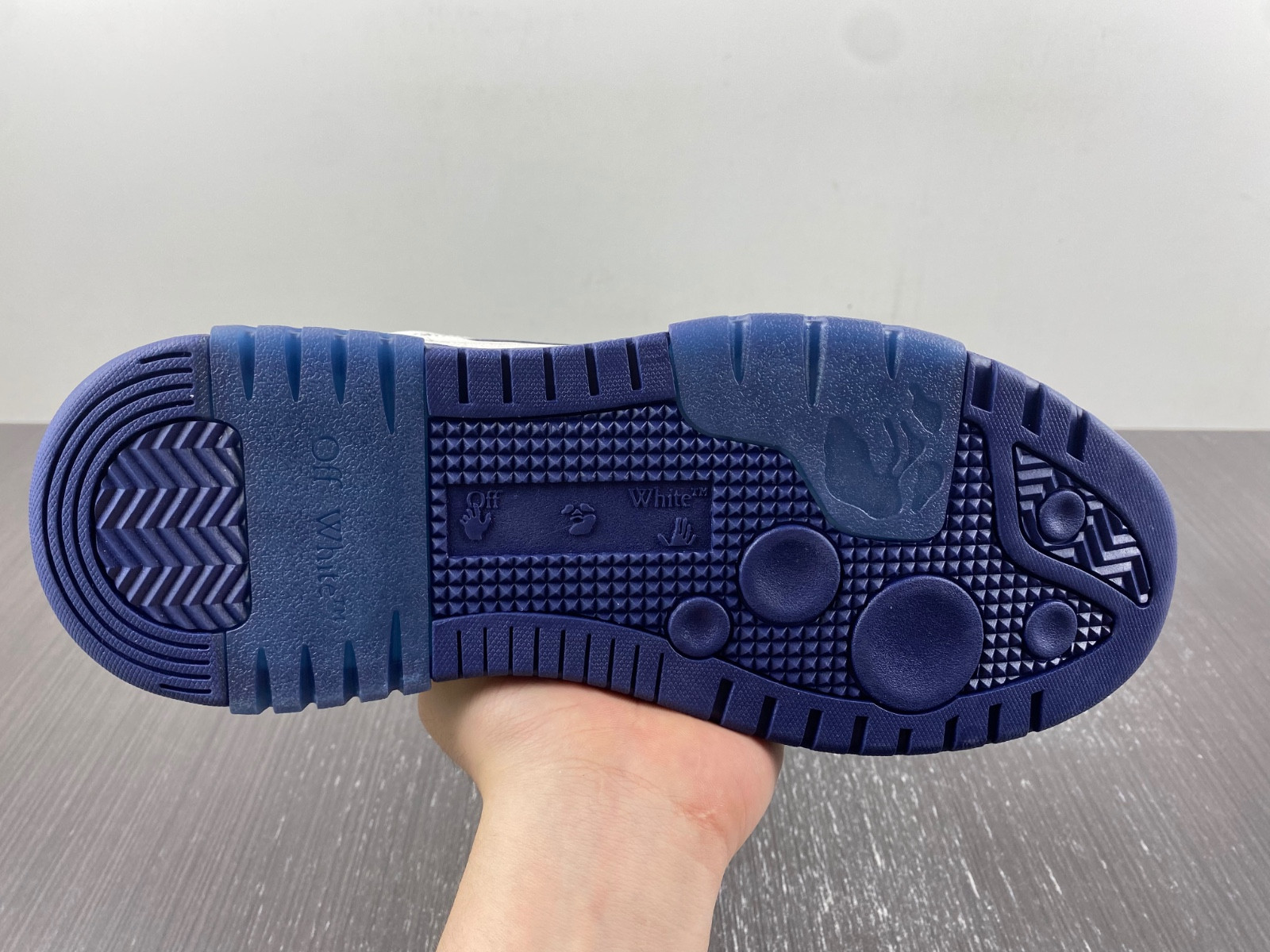 Off White GYM Sneaker