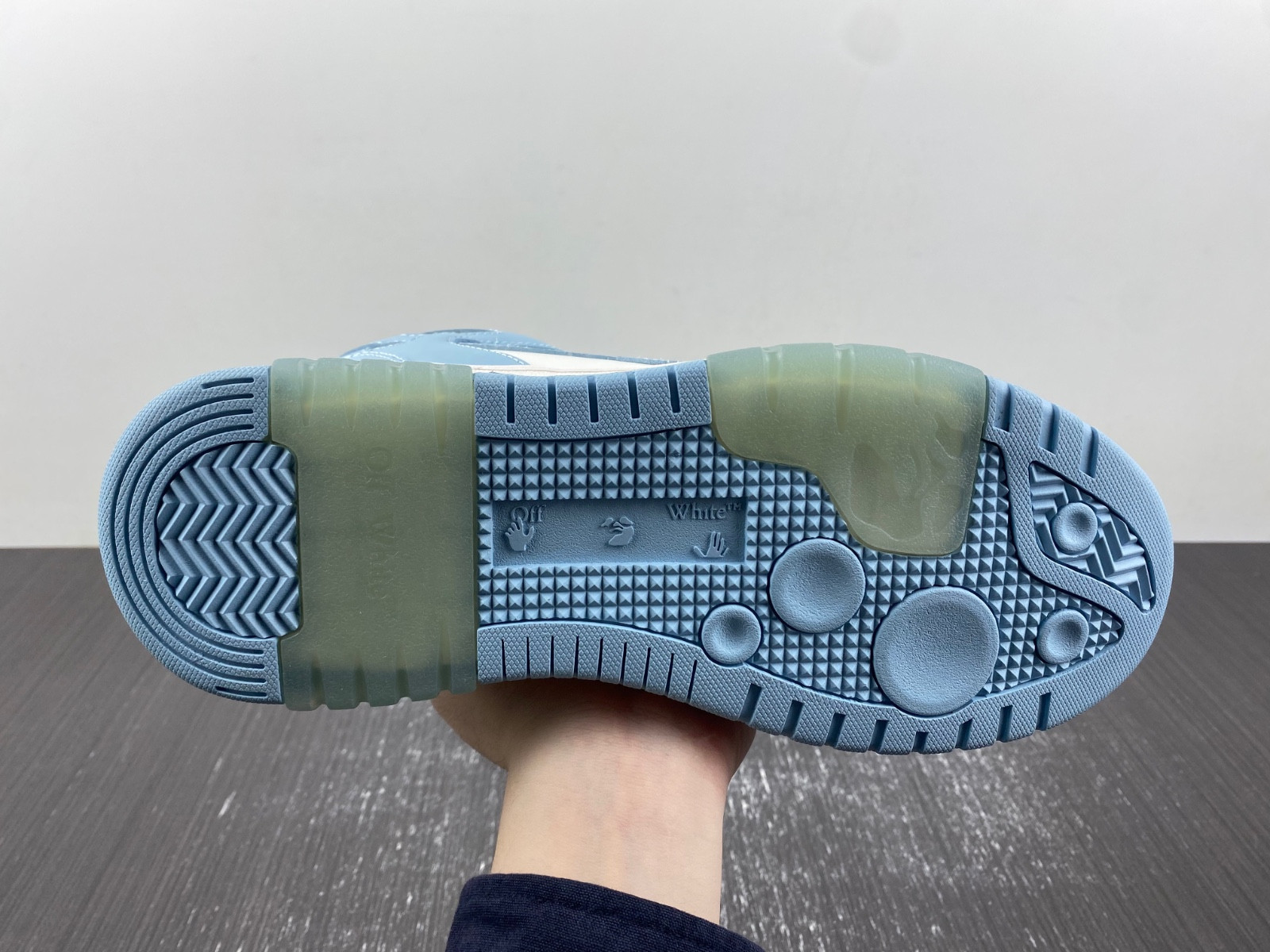 Off White GYM Sneaker