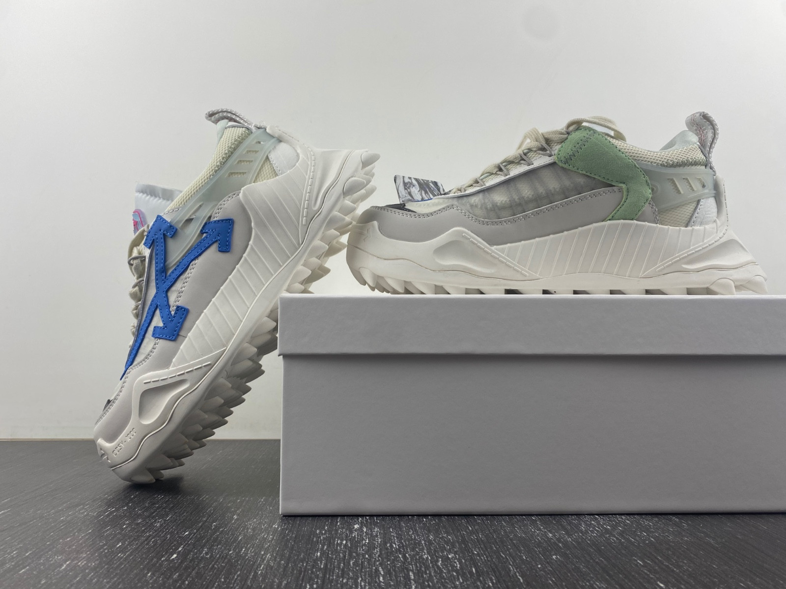 Off White ODSY-1000 Sneaker