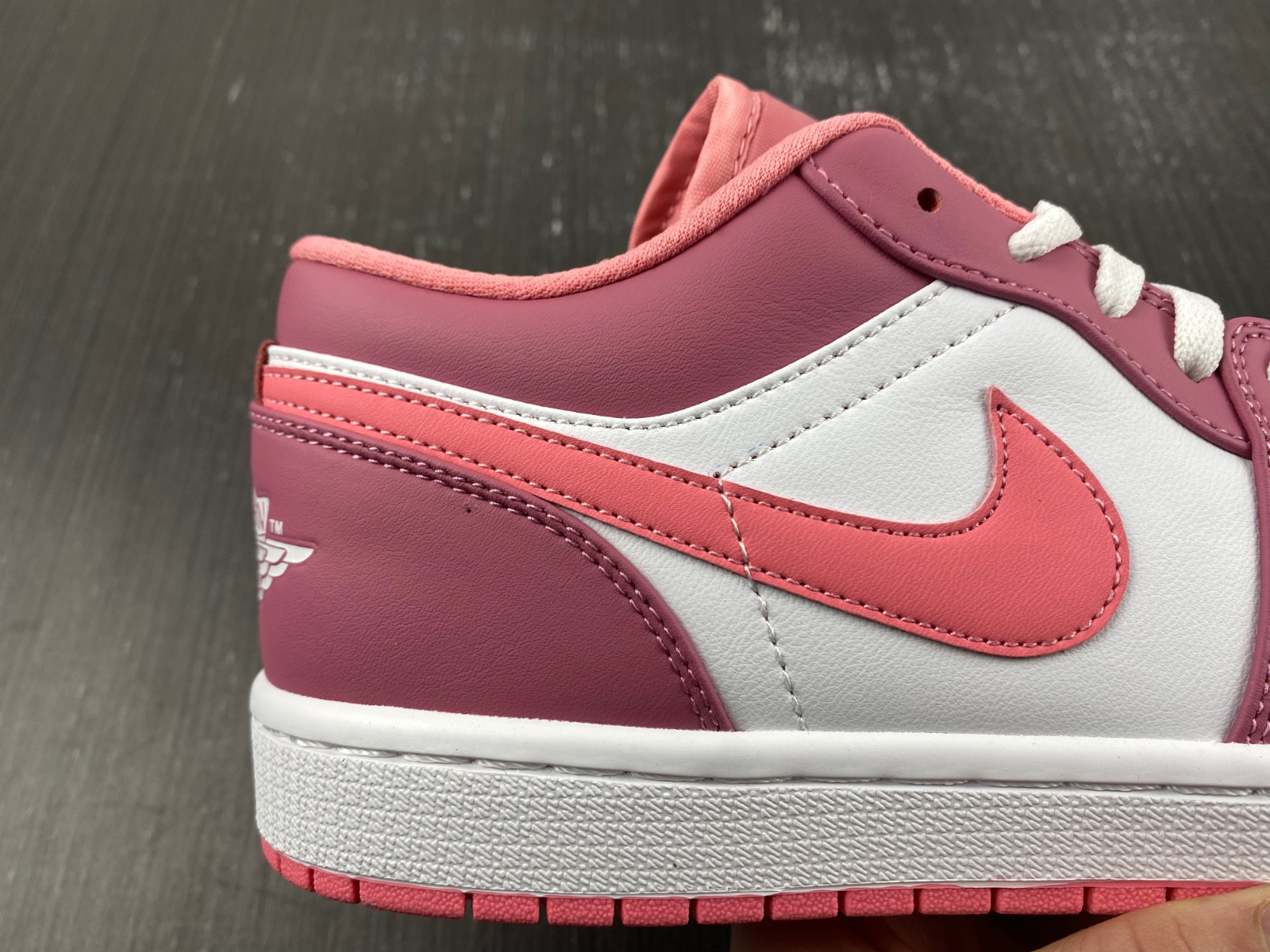 Air Jordan 1 Low 553558-616